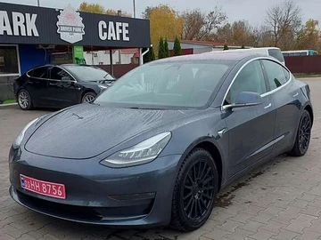 Авто Tesla Model 3 2018 № 8116616