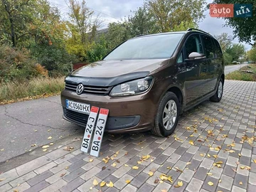 Авто Volkswagen Touran 2011 № 8117037