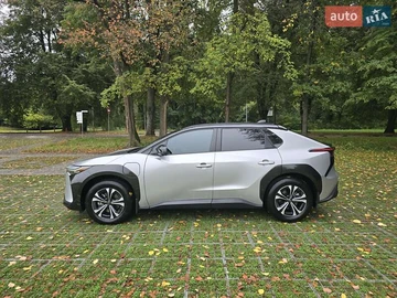Авто Toyota Bz4X 2022 № 8117091