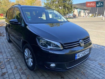 Авто Volkswagen Touran 2013 № 8117429