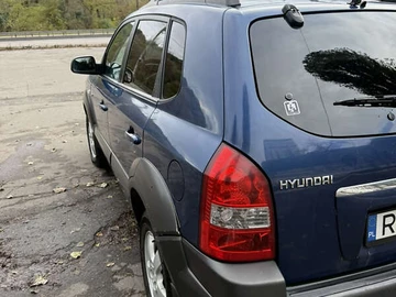Авто Hyundai Tucson 2004 № 8117873