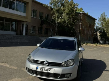 Авто Volkswagen Golf 2009 № 8118034