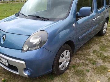Авто Renault Kangoo 2012 № 8118060