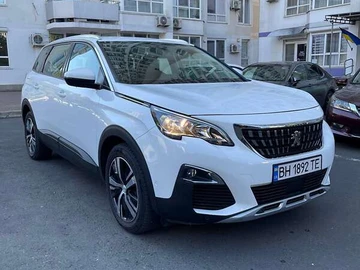 Авто Peugeot 5008 2018 № 8118237
