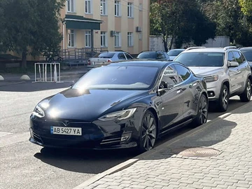 Авто Tesla Model S 2018 № 8118364