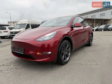 Авто Tesla Model Y 2024 № 8118367