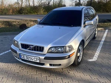 Авто Volvo V40 2002 № 8118567