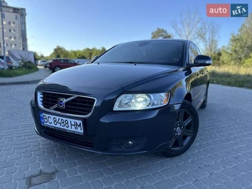 Авто Volvo V50 2009 № 8118715