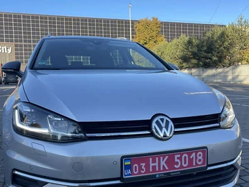 Авто Volkswagen Golf 2020 № 8119020