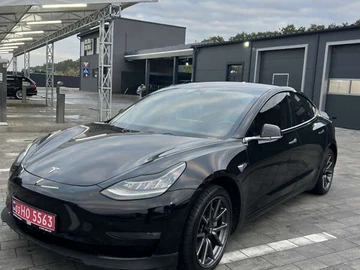 Авто Tesla Model 3 2019 № 8119029