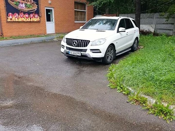 Авто Mercedes M-Class 2012 № 8119035