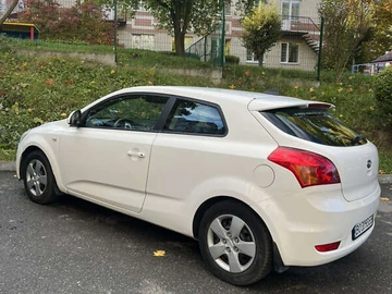 Авто KIA Ceed 2010 № 8119342