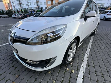 Авто Renault Grand Scenic 2013 № 8119488