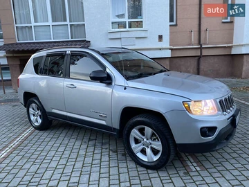 Авто Jeep Compass 2011 № 8119501