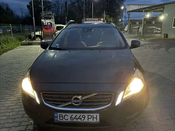 Авто Volvo V60 2011 № 8119622