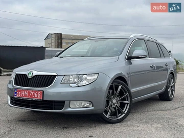 Авто Skoda Superb 2011 № 8119625