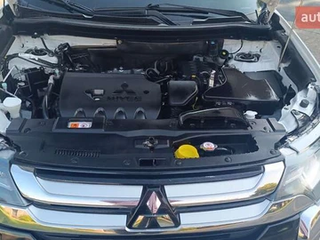 Авто Mitsubishi Outlander 2015 № 8119649