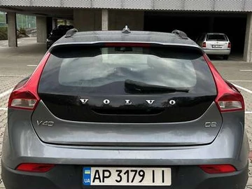 Авто Volvo V40 2015 № 8119838