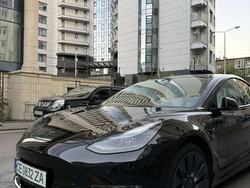 Авто Tesla Model 3 2022 № 8119979