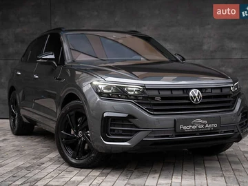 Авто Volkswagen Touareg 2023 № 8119988