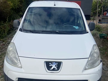 Авто Peugeot Partner 2009 № 8120193