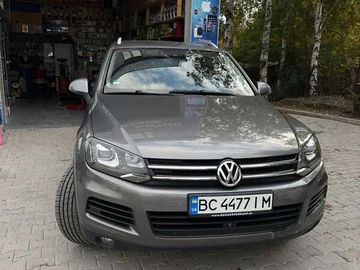 Авто Volkswagen Touareg 2011 № 8120327
