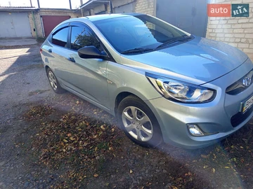 Авто Hyundai Accent 2012 № 8120338