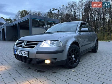 Авто Volkswagen Passat 2002 № 8120451
