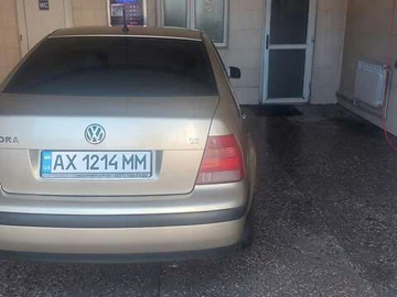 Авто Volkswagen Bora 2002 № 8120486