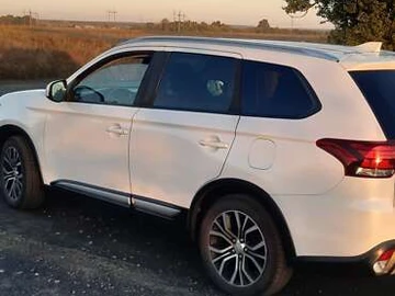 Авто Mitsubishi Outlander 2018 № 8120520