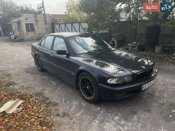 Авто BMW 7 Series 2000 № 8120682