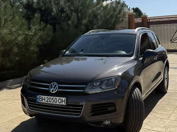 Авто Volkswagen Touareg 2012 № 8120773