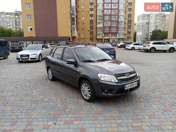 Авто ВАЗ 2190 Granta 2015 № 8120871