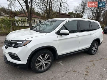 Авто Honda Pilot 2018 № 8120934