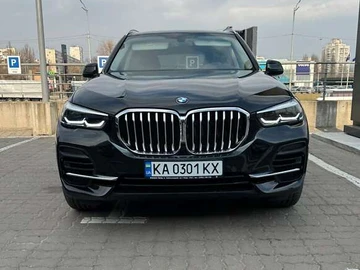 Авто BMW X5 2022 № 8120961