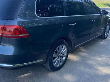 Авто Volkswagen Passat 2011 № 8121074
