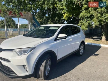 Авто Toyota Rav4 2017 № 8121216