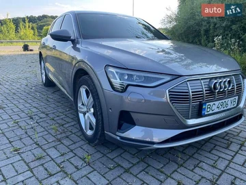 Авто Audi E-Tron 2019 № 8121223