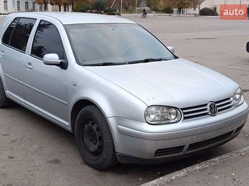 Авто Volkswagen Golf 2000 № 8121338