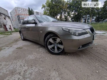 Авто BMW 5 Series 2006 № 8121368