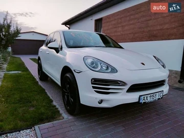 Авто Porsche Cayenne 2011 № 8121872