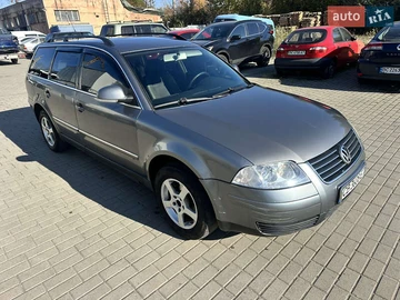 Авто Volkswagen Passat 2005 № 8122112