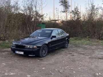 Авто BMW 5 Series 2002 № 8122156