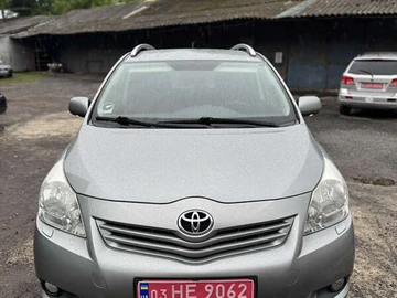 Авто Toyota Verso 2010 № 8122214