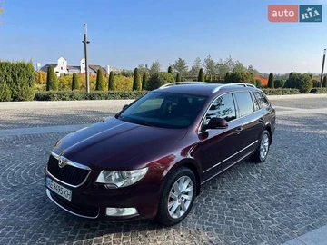 Авто Skoda Superb 2012 № 8122389
