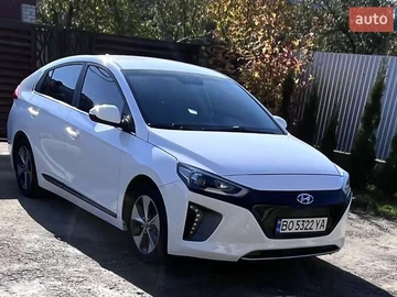Авто Hyundai Ioniq 2016 № 8122395