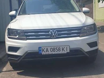 Авто Volkswagen Tiguan 2017 № 8122470