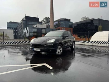 Авто Porsche Cayenne 2012 № 8122472