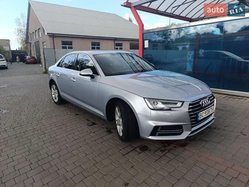Авто Audi A4 2018 № 8122491