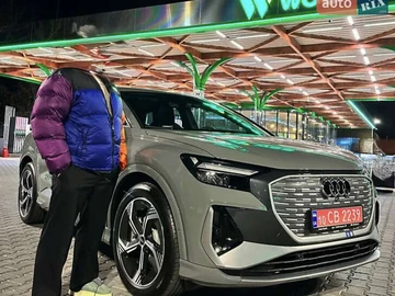 Авто Audi Q4 E-Tron 2024 № 8122534